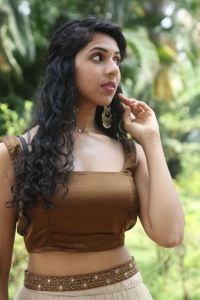 Actress Sravanthi Prattipati Stills @ Rahasyam Idam Jagath Press Meet