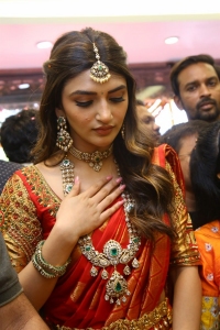 Sree Leela inaugurates CMR Jewelery Showroom in AS Rao Nagar Photos