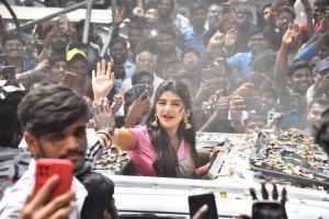 Actress Sreeleela Inaugurates CMR Family Mall in Kukatpally Photos