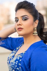 Anchor Srimukhi Latest Photoshoot Pics