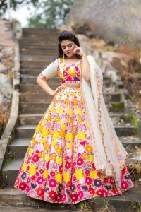 Telugu Anchor Sreemukhi Latest Photoshoot Pics