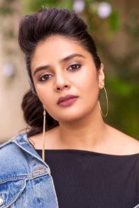 Telugu Anchor Sreemukhi Photoshoot Pics