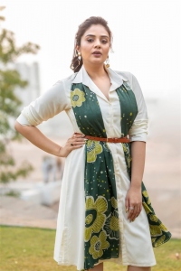 Telugu Anchor Sreemukhi Latest Photoshoot Pics