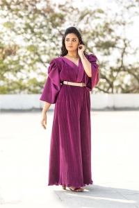 Telugu Anchor Sreemukhi Photoshoot Pics