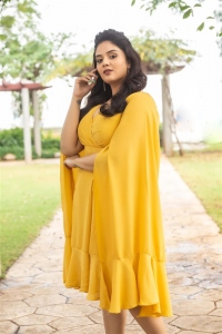 Telugu Anchor Sreemukhi Photoshoot Pics