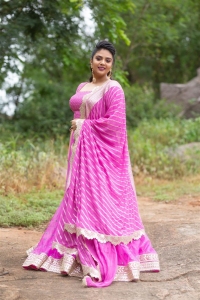 Telugu Anchor Sreemukhi Latest Photoshoot Pics