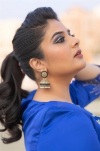 Telugu Anchor Sreemukhi Latest Photoshoot Pics