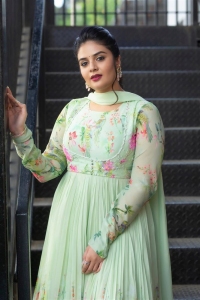 Anchor Sreemukhi Latest Photoshoot Pics