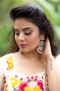 Anchor Sreemukhi Latest Photoshoot Pics