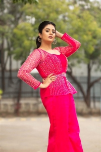 Anchor Srimukhi Latest Photoshoot Pics