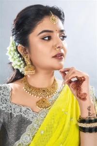 Anchor Srimukhi Saree New Photoshoot Images