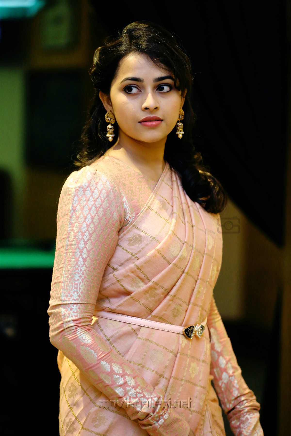 Sri Divya Actress HD photos,images,pics and stills-indiglamour.com #417858