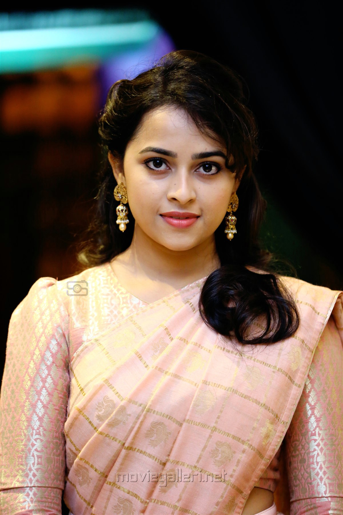 Sri Divya Actress HD photos,images,pics and stills-indiglamour.com #417827