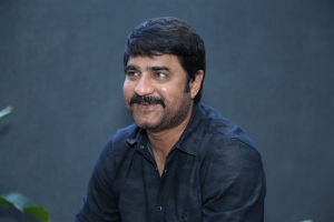 Actor Srikanth Photos @ Vaarisu Movie Interview