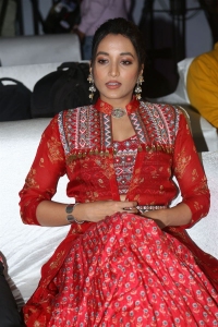 Cobra Movie Actress Srinidhi Shetty Red Dress Pics