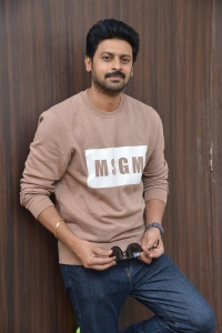 Actor Sriram Photos @ 10th Class Dairies Movie Interview