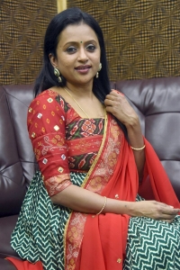 Actress Suma Kanakala Stills @ Jayamma Panchayathi Interview
