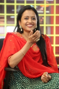 Jayamma Panchayathi Movie Actress Suma Kanakala Interview Stills