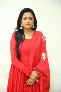 Jayamma Panchayati Actress Suma Kanakala Pictures