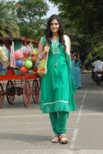 Actress Vibha Natarajan in Summa Nachunu Iruku Photos