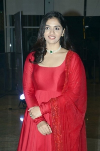 Laatti Movie Actress Sunaina Images in Red Dress