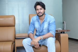 Actor Sundeep Kishan Photos @ Raayan Movie Interview