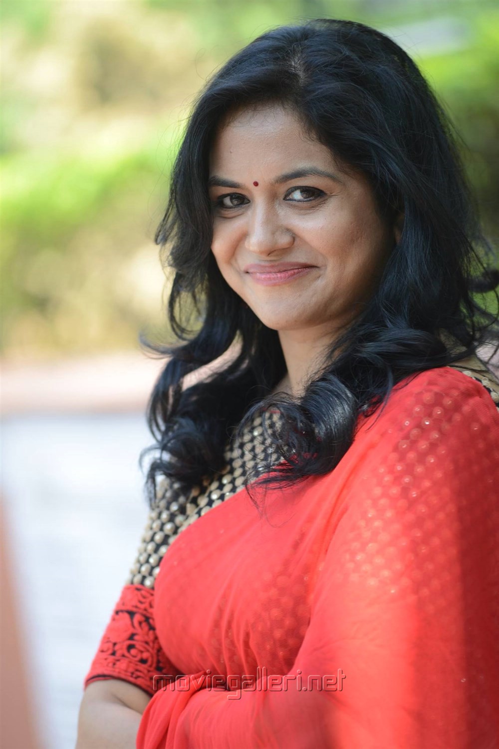Singer Sunitha In Red Saree Images Moviegalleri Net