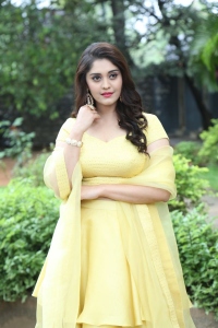 Actress Surbhi Puranik Pictures @ DD Returns Press Meet