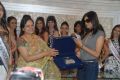 Sushmita Sen visits Vasundhara Exotic Jewellers Hyderabad