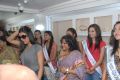 Susmitha Sen visits Vasundhara Exotic Jewellers, Hyderabad