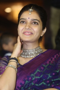 Month Of Madhu Actress Swathi Reddy Saree Pics