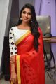 Anchor Syamala in Red White Printed Saree HD Pics