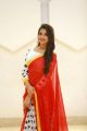 Anchor Syamala in Red White Printed Saree HD Pics