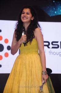 Actress Taapsee @ Tamil Edison Awards 2014 Photos