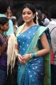 Actress Tanushree Dutta Cute Saree Pics