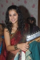 Tapsee Hot Saree Pictures Stills