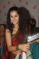 Tapsee Hot Saree Pictures Stills