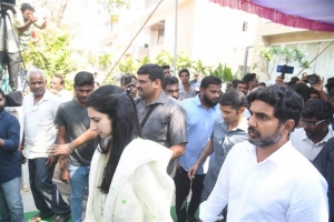 Nara Brahmani pay homage to Taraka Ratna Photos