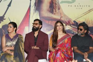 Parvathy, Vikram, Malavika Mohanan, Pa Ranjith @ Thangalaan Movie Press Meet Stills