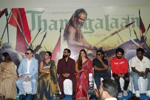 Parvathy, Vikram, Malavika Mohanan, Pa Ranjith @ Thangalaan Movie Press Meet Stills