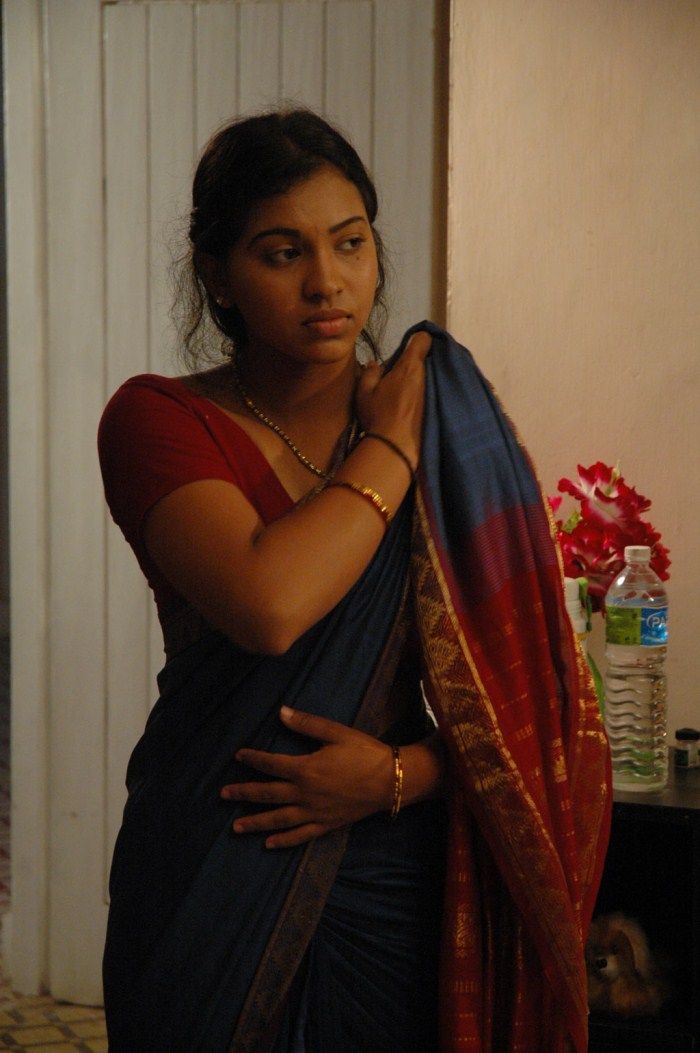 Picture 60614 Thenmozhi Thanjavur Hot Stills New Movie Post