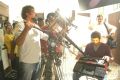 Santosh Sivan, AR Murugadoss at Thuppaki Shooting Spot Stills