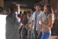 AR Murugadoss, Vijay, Kajal Agarwal at Thuppaki Shooting Spot Stills