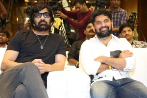 Ravi Teja, Vamsee @ Tiger Nageswara Rao Thanks Meet Stills