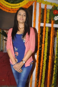Actress Trisha Krishnan Stills @ H Production Prod.No.6 Muhurat