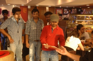 AR Murugadoss at Tupaki Telugu Movie Shooting Spot Stills