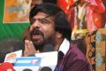 T Rajendar thanking Ilayathalapathy Vijay for Vaalu Movie Release