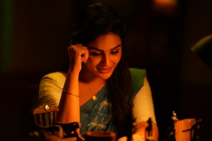 Actress Samyuktha Menon in Vaathi Movie HD Images