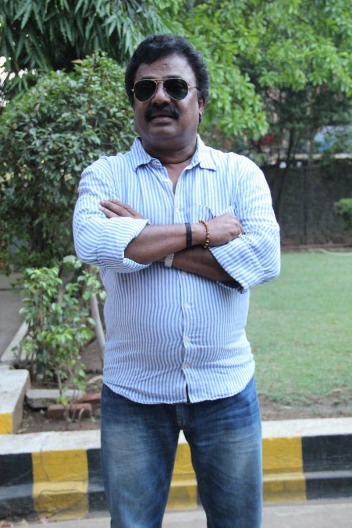Vallavanukku Pullum Aayudham Movie Success Meet Stills ...