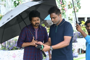 Vijay, Vamshi Paidipally in Varasudu Movie HD Stills